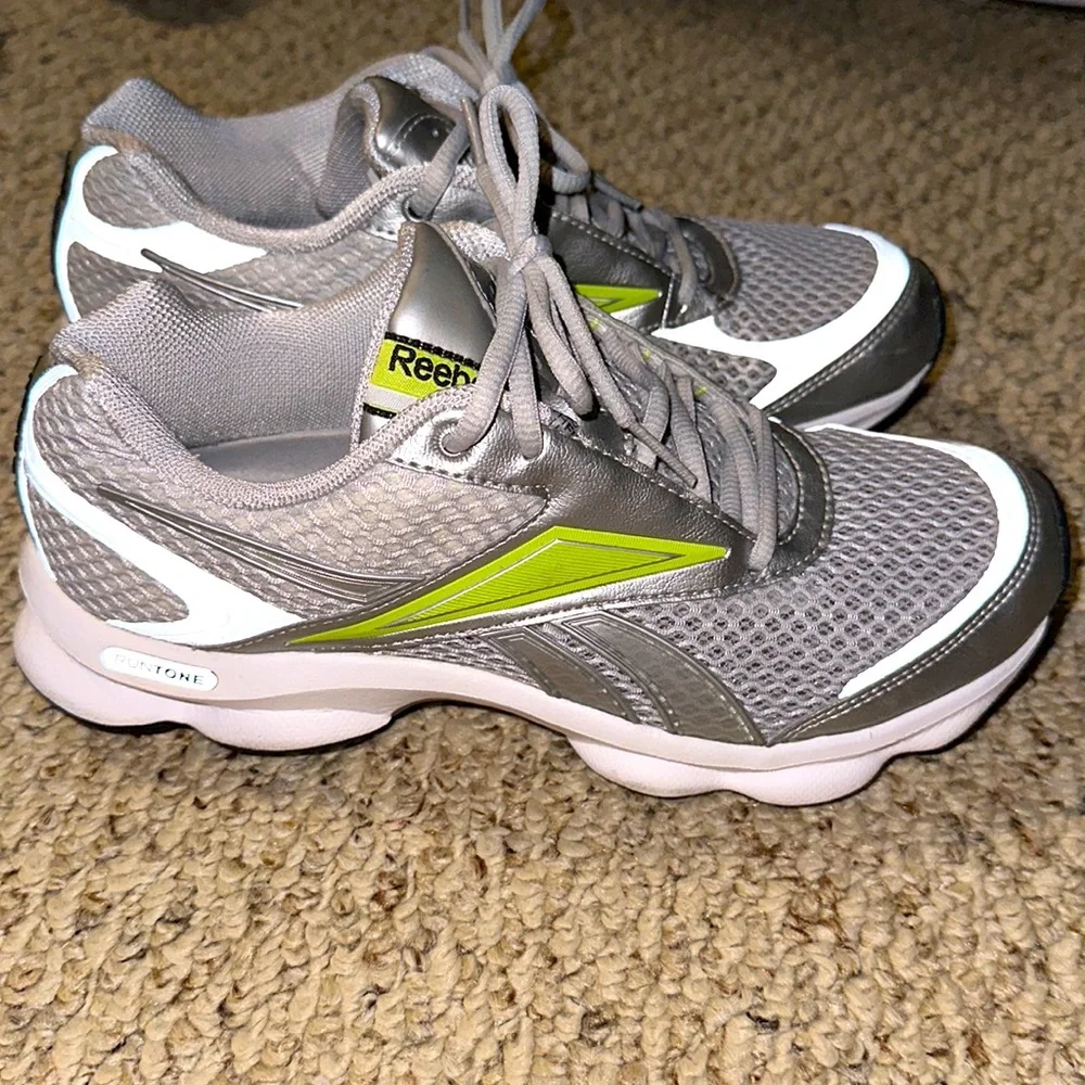 W7 Reebok Runtone - Picture 4 of 6